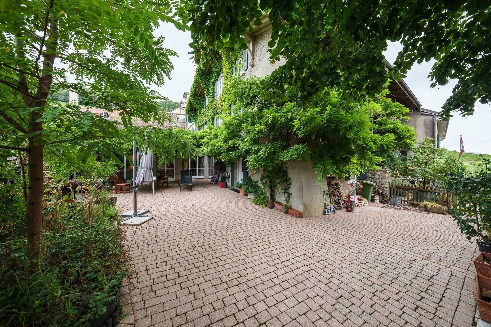 maison 8 Pièces en vente sur Luins (1184)