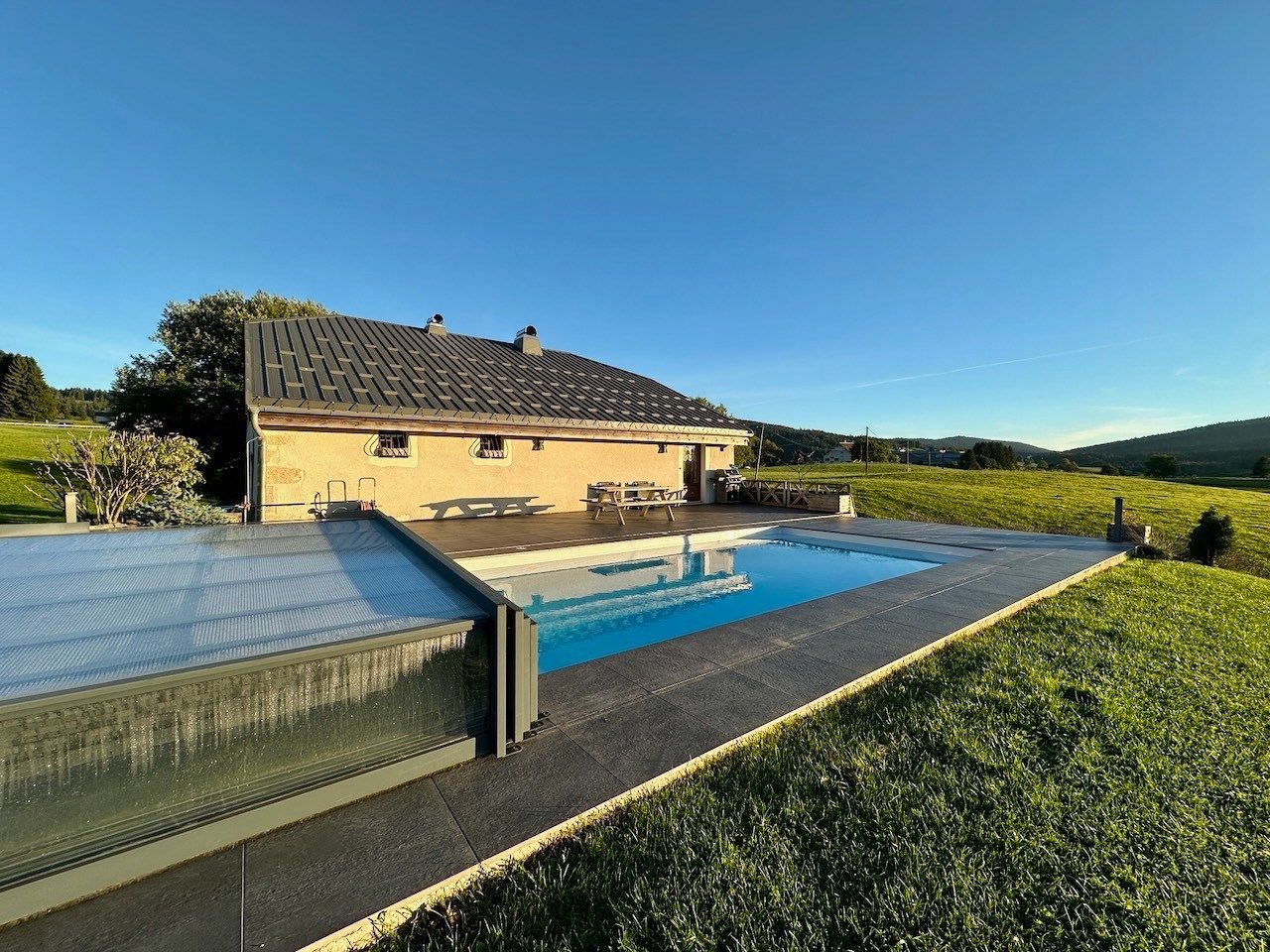 corps de ferme 10 Pièces en vente sur LES ROUSSES (39220)