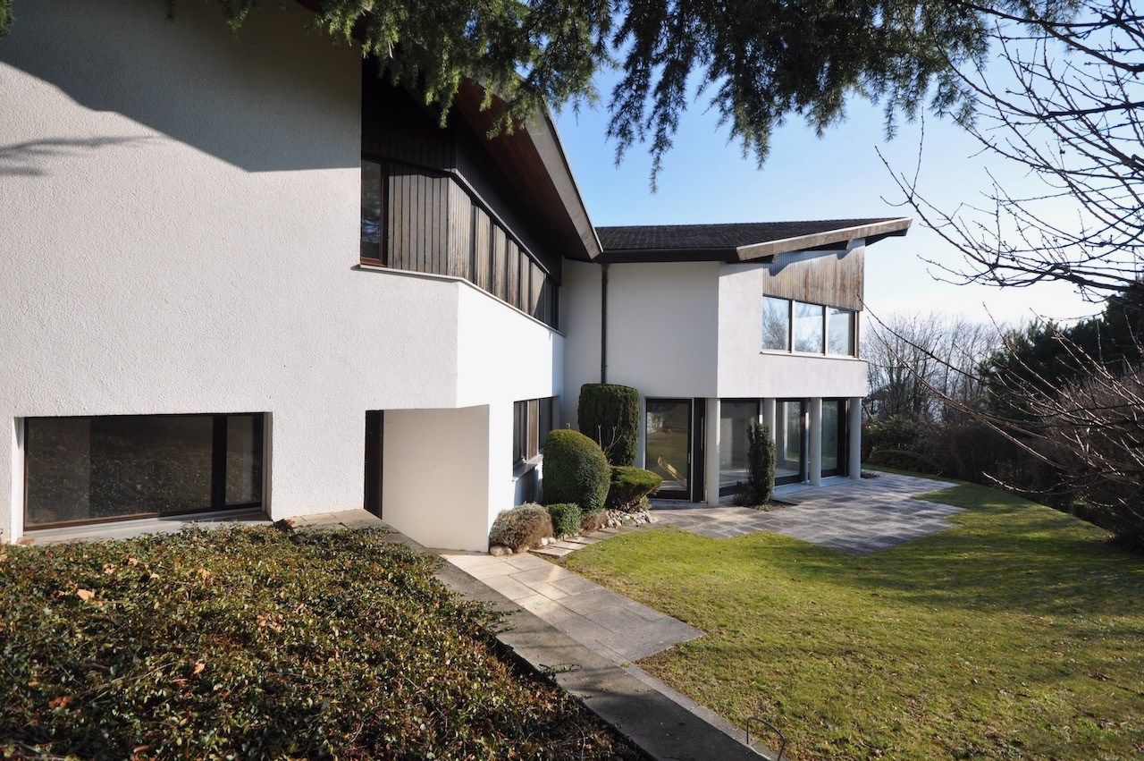 propriété 10 Pièces en vente sur Dully (1195)