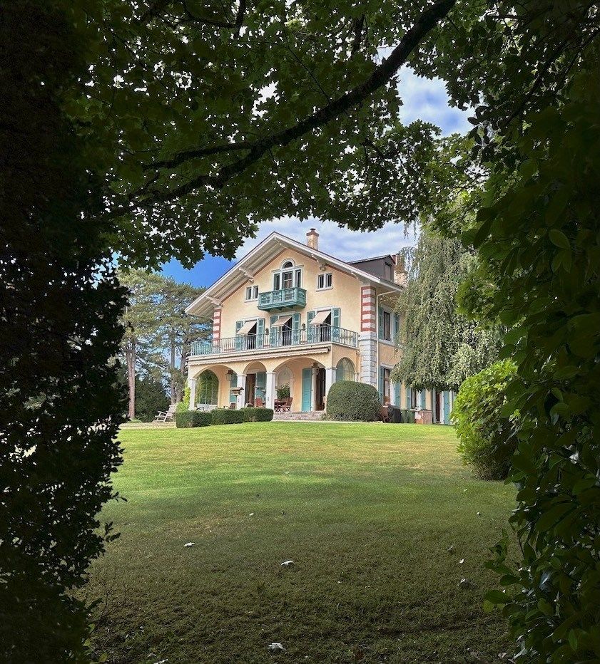 propriété 11 Pièces en vente sur Vich - Coinsins (1267)