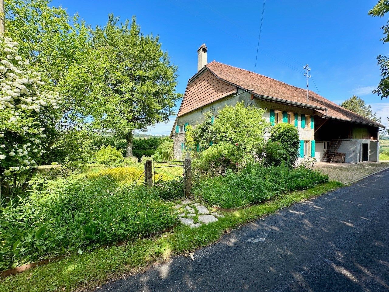 ferme 7 Pièces en vente sur Vucherens (1509)