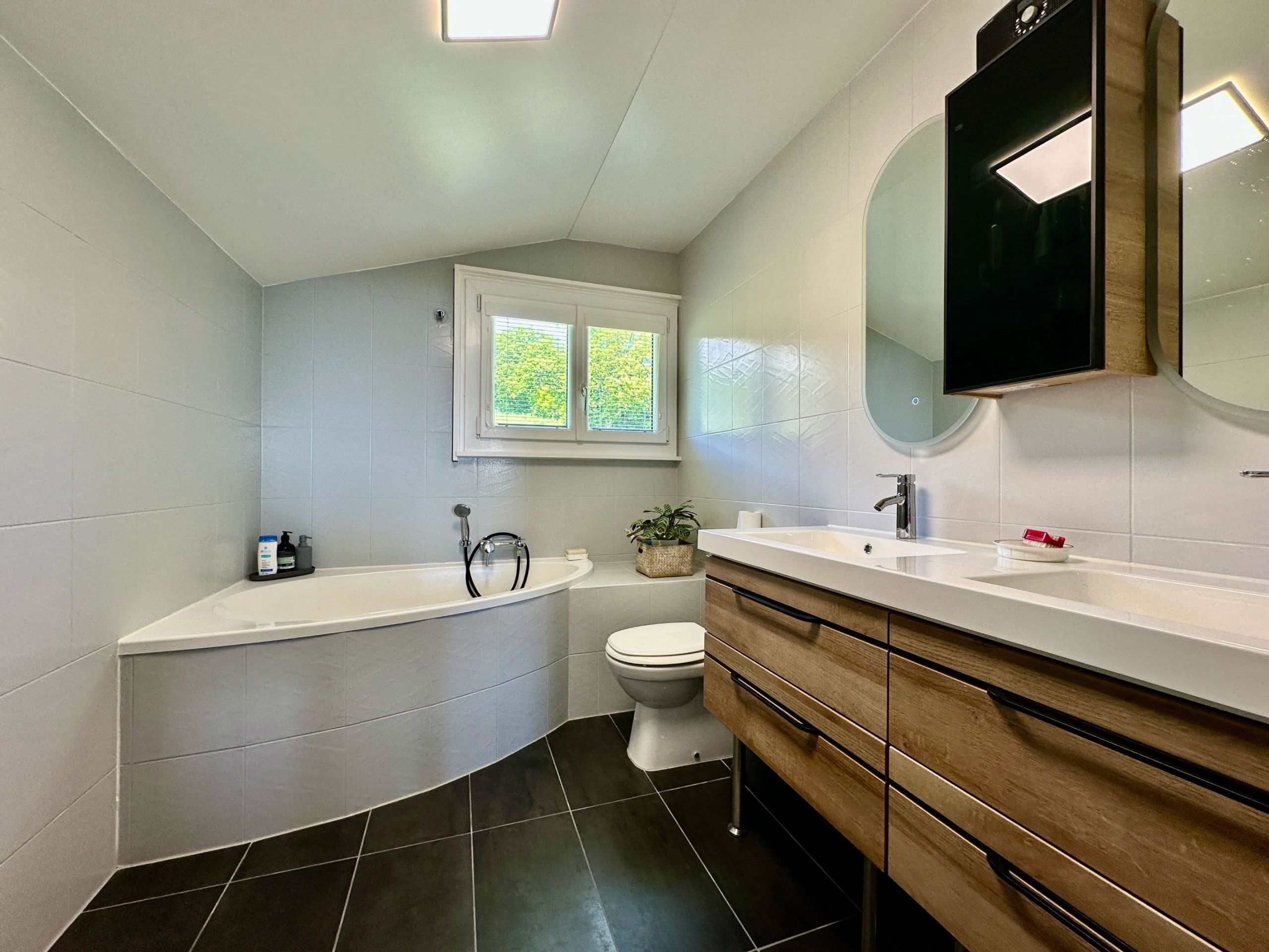 villa 7 Pièces en vente sur Givrins (1271)