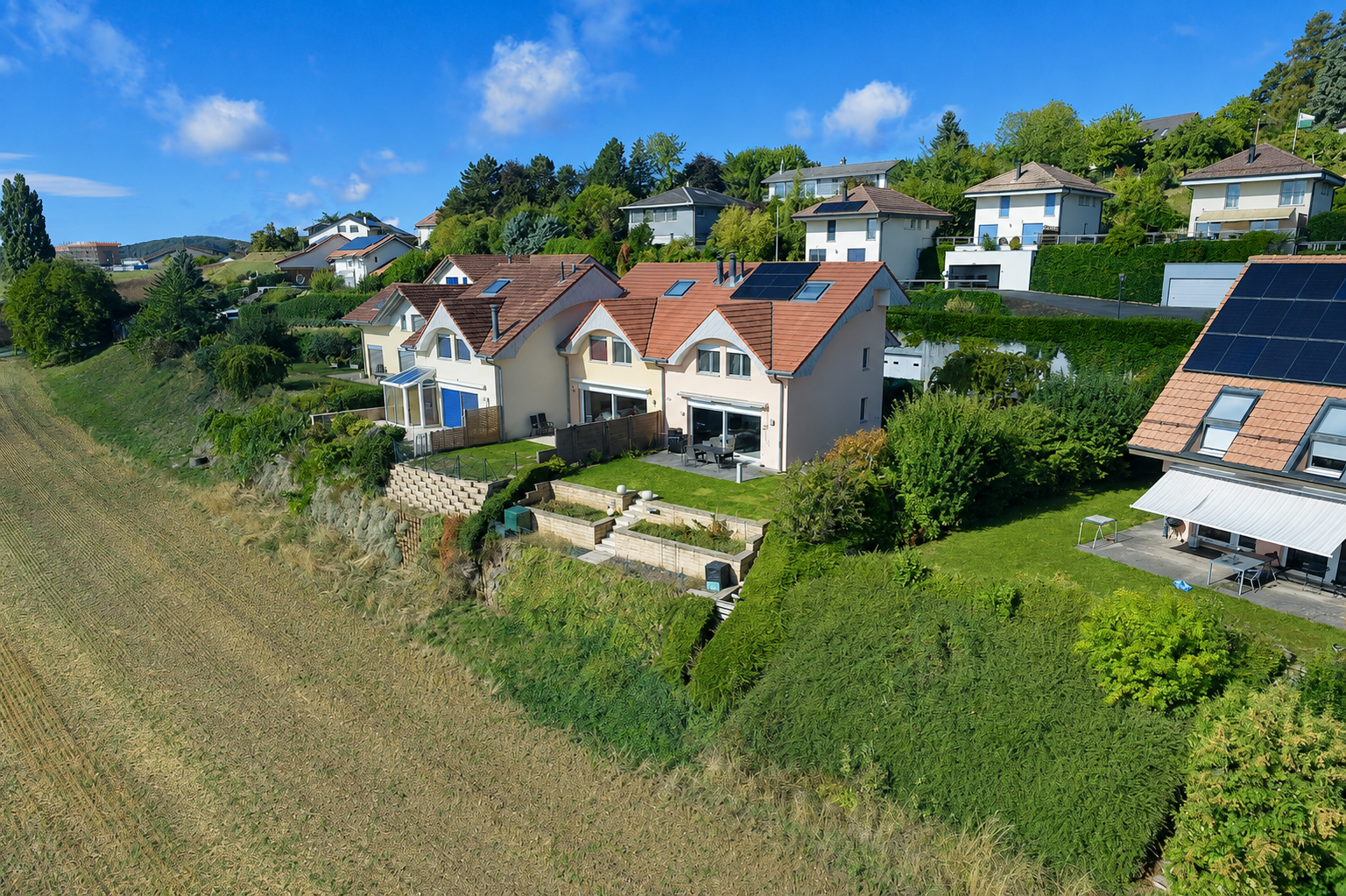villa 6 Pièces en vente sur Apples (1143)