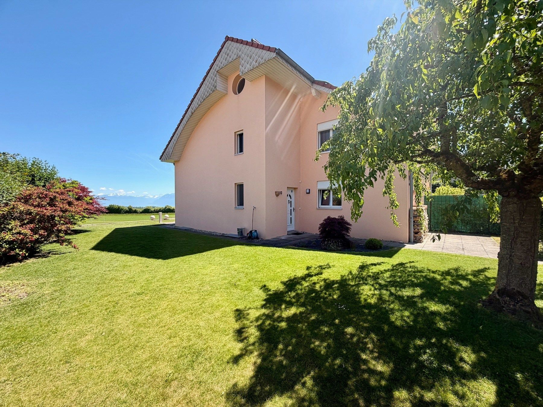 villa 6 Pièces en vente sur Apples (1143)