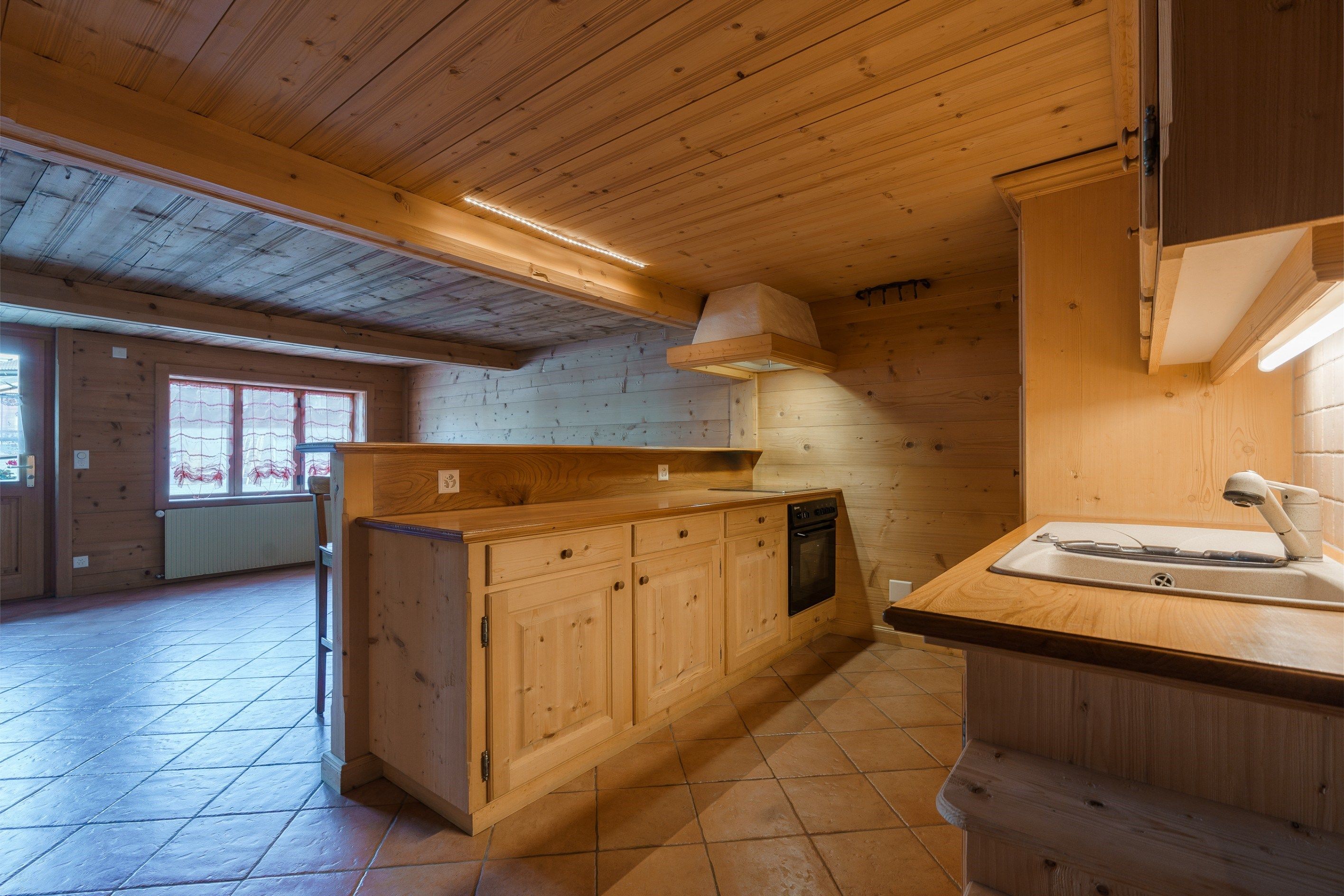 immeuble en vente sur Château d'Oex (1660)