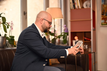 Bien plus que ce qui est visible en ligne : nous recherchons, et vous ouvrons les bonnes portes